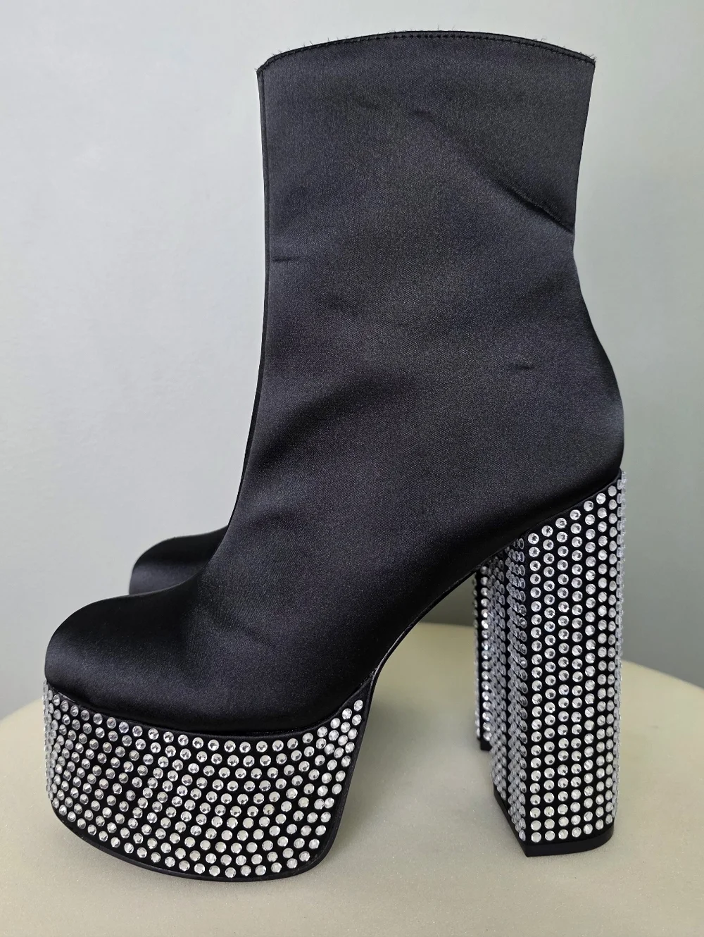 ​💎 Forever 21 Black Satin Rhinestone Platform Booties 💎 - Size 7.5